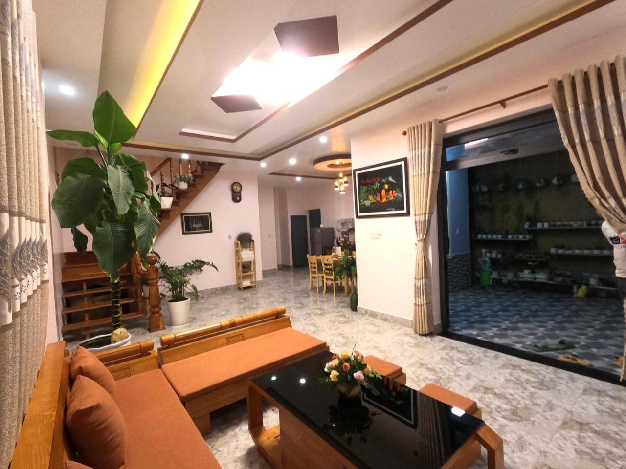 Nha Rum Ron Da Lat Exterior photo